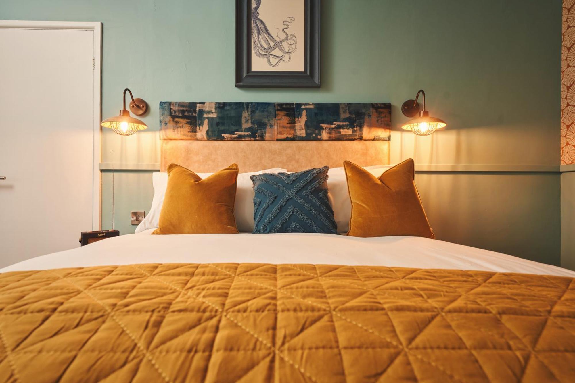 The Old Success Inn Sennen Cove Bagian luar foto